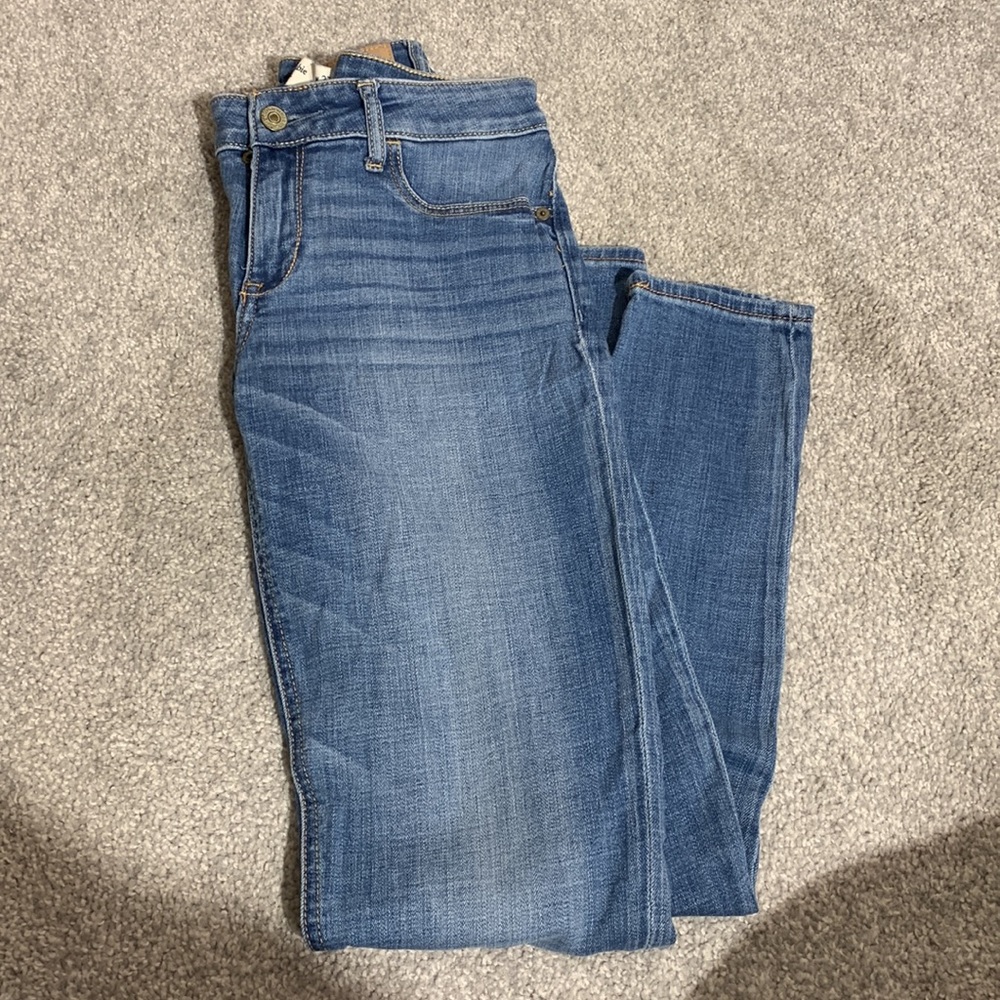 Abercrombie and Fitch 4R medium wash jean leggings